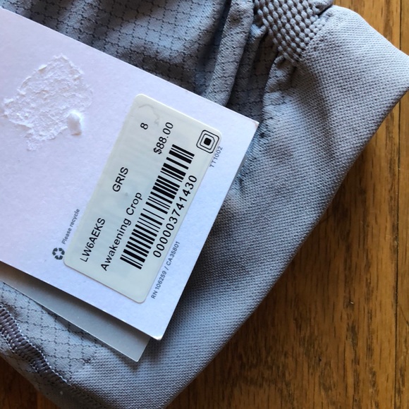 Lululemon Awakening Crop, Taryn Toomey, NWT, 8 - Picture 4 of 5